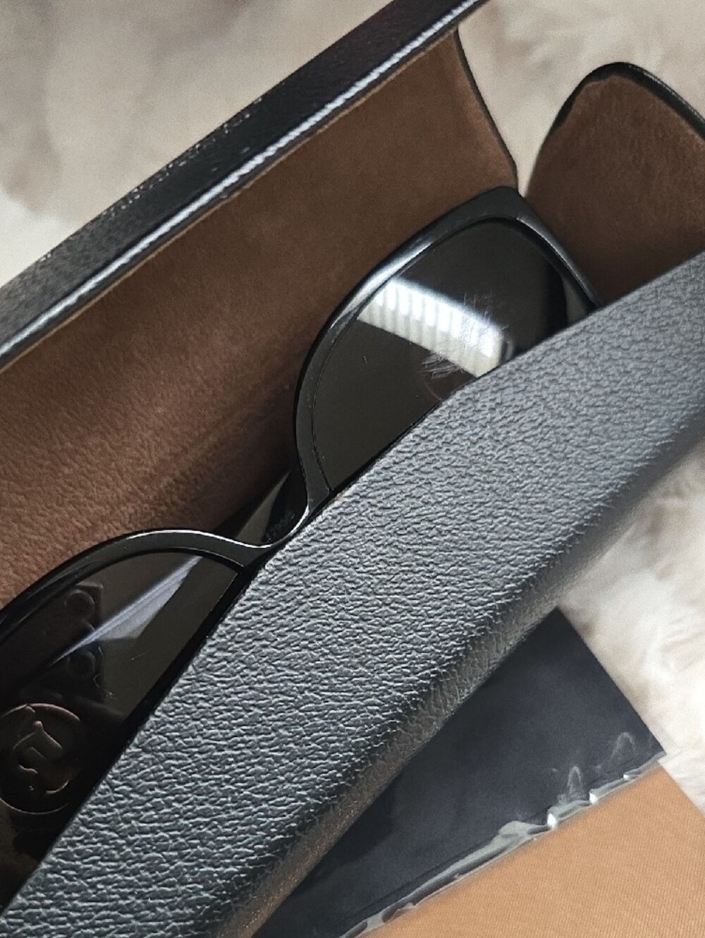 Burberry 0BE4290 Sunglasses - Picture 11 of 14